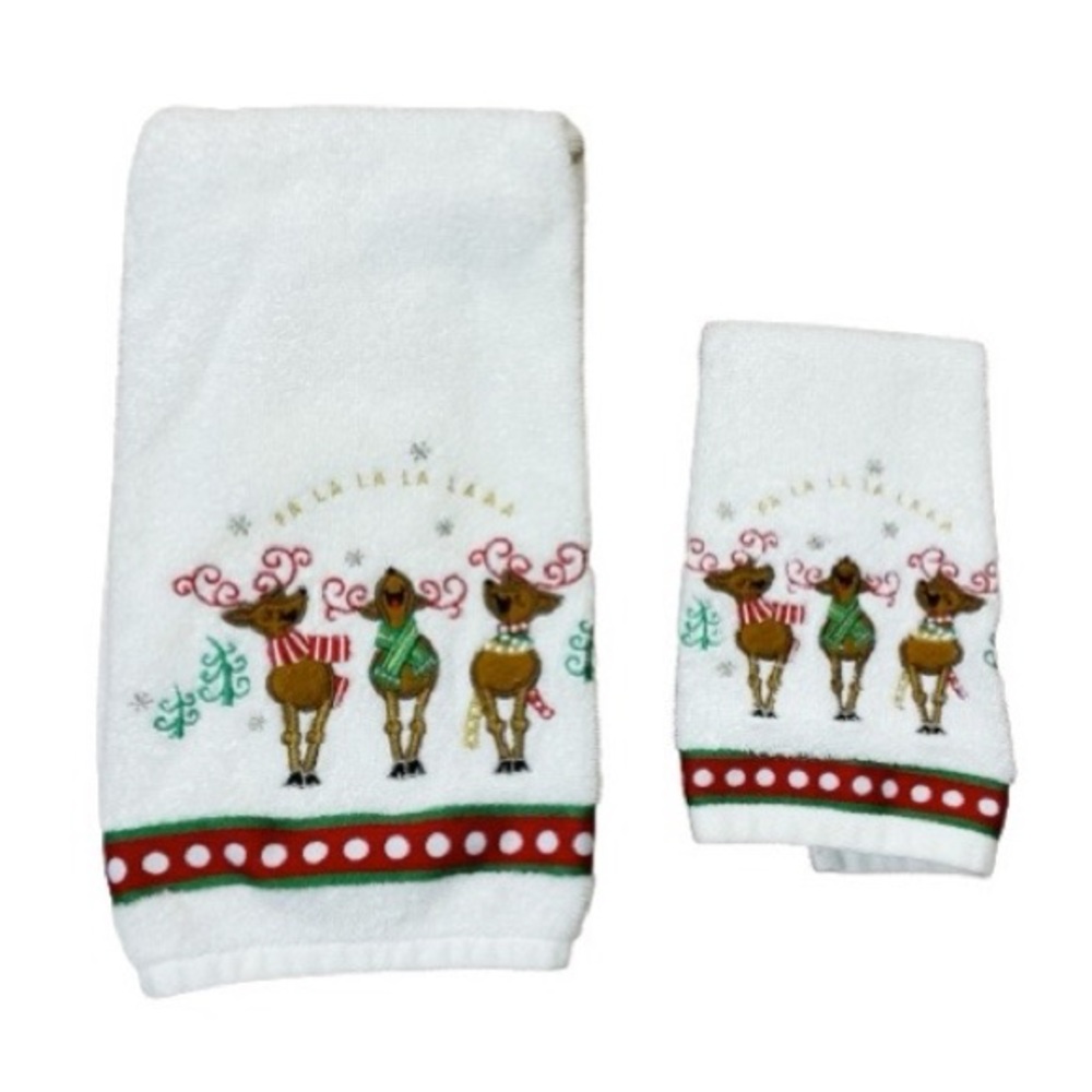 Home | Bundle of 2 “Winter Dreams” Christmas Reindeer Cotton Bathroom Towel Set